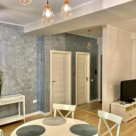 Adamar Apartment *